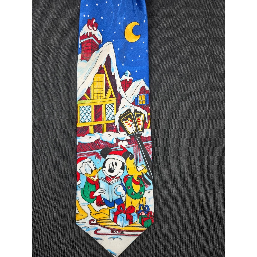 Disney Mickey‎ Donald Duck Goofy Christmas Holiday Scene Necktie 100% Polyester
